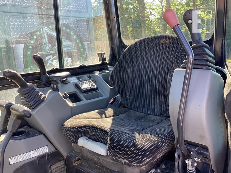 2020-bobcat-e35-image-15