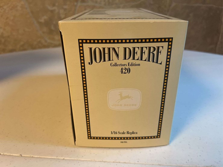 john-deere-420-image-5