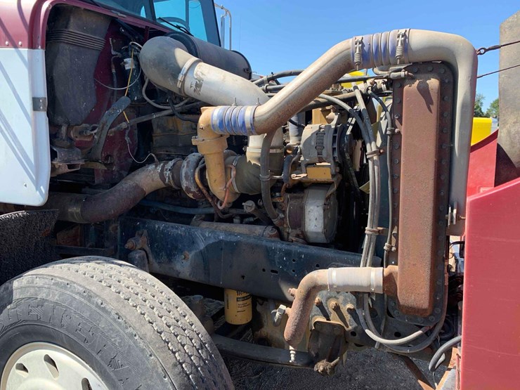 1990-freightliner-grain-truck-image-29