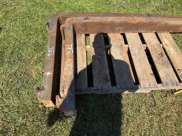 pair-5'-forks-image-2