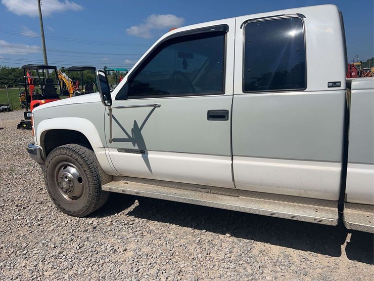 1995-gmc-k3500-image-17