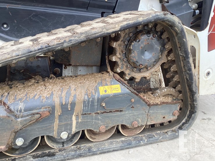 2022-bobcat-t64-image-11