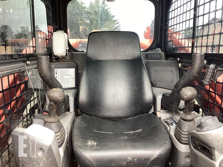 2022-kubota-svl97-2-image-14