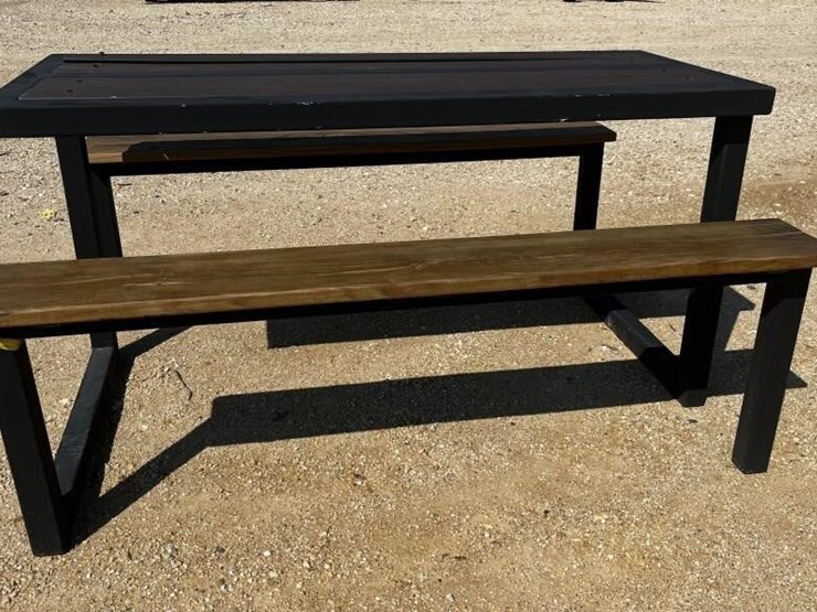 l3--picnic-table-image-1