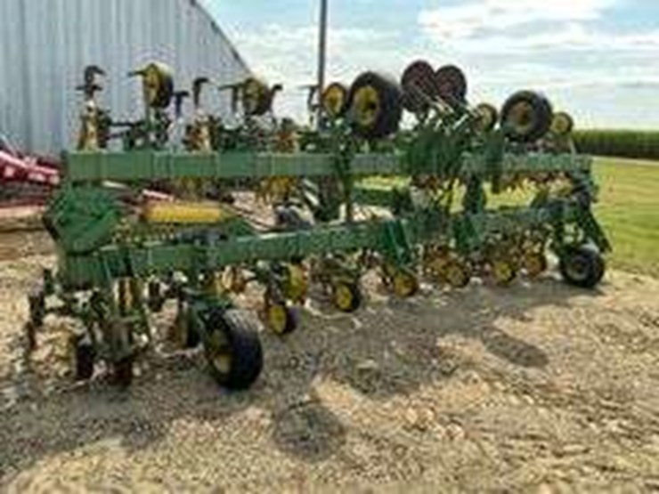 john-deere-85-image-2