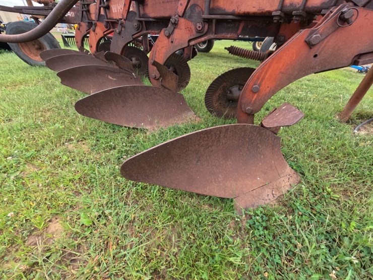 #5216-•-white-549-5-bottom-plow-image-6