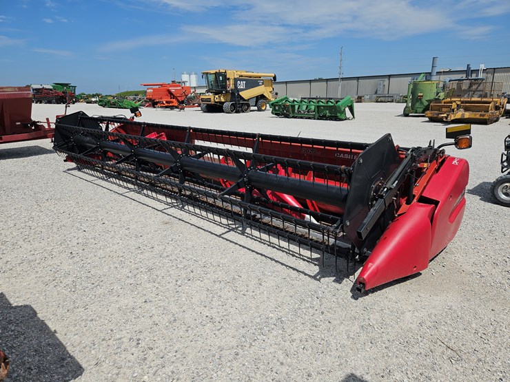 2011-case-ih-3020-image-1