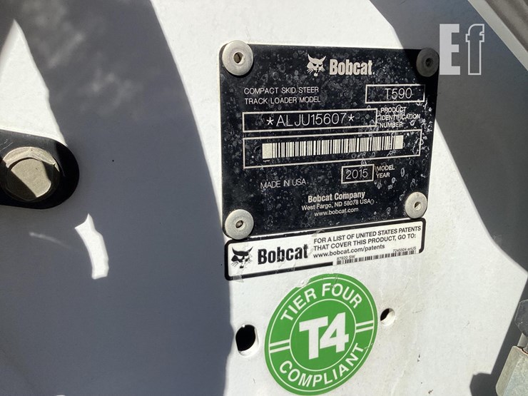 2015-bobcat-t590-image-21