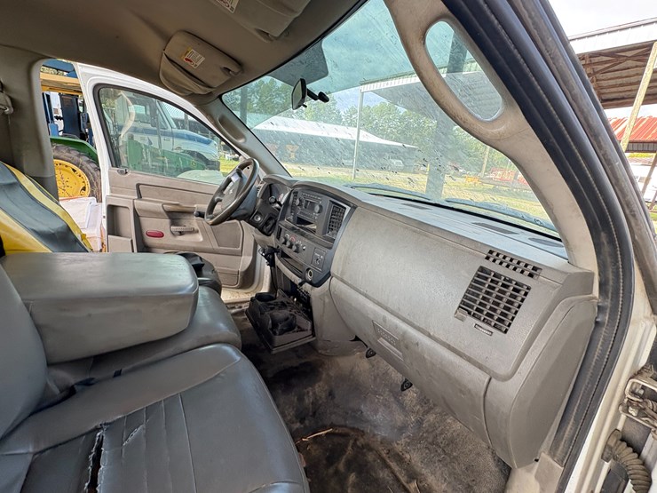 dodge-ram-2500-image-25