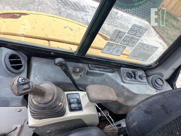 2015-caterpillar-303.5e2-cr-image-20