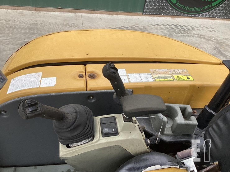 2015-caterpillar-305e2-cr-image-18