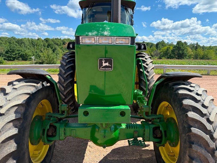 1990-john-deere-4055-image-23