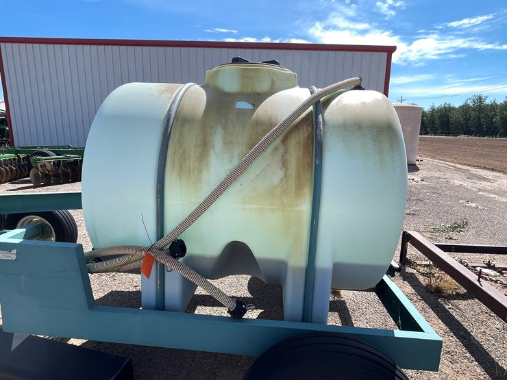 #9021-•-western-tank-liquid-fertilizer-on-4-wheel-wagon-image-6