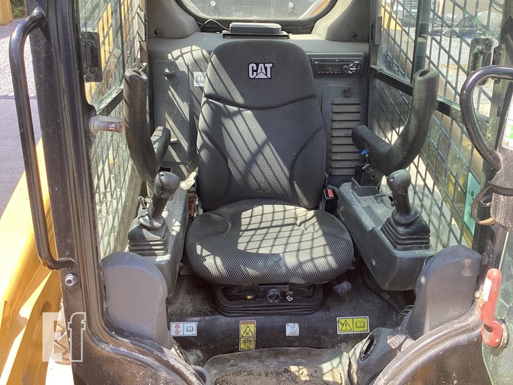 2021-caterpillar-272d3-image-11