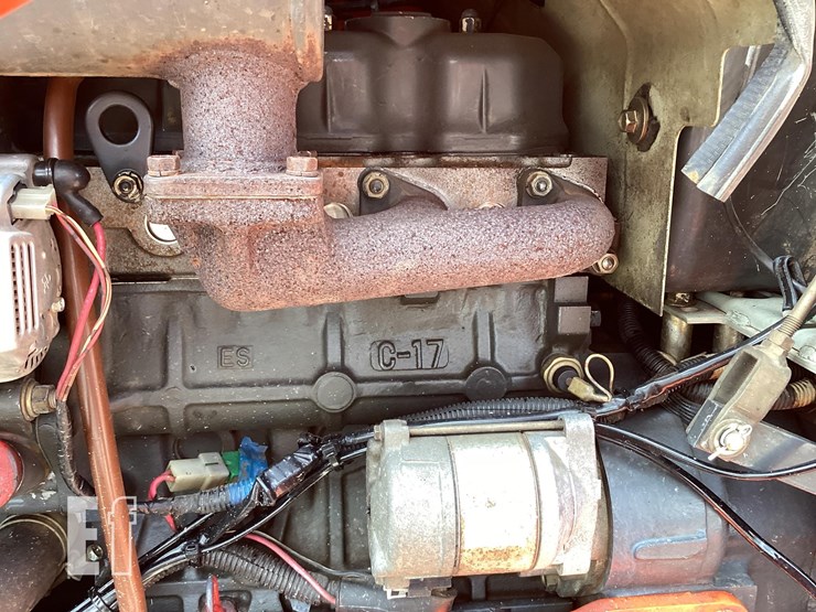2000-kubota-l35-image-13