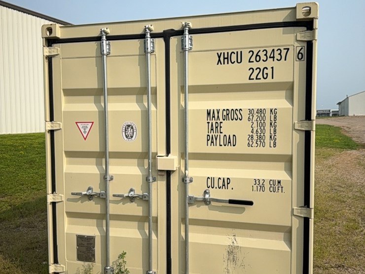 20’-l-x-8’-w-x-8.6’-tall-storage-container,-(back-side-has-some-dents)-image-2
