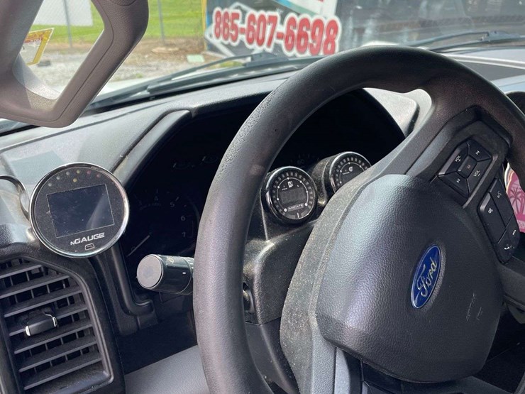 2020-ford-f150-xl-image-31
