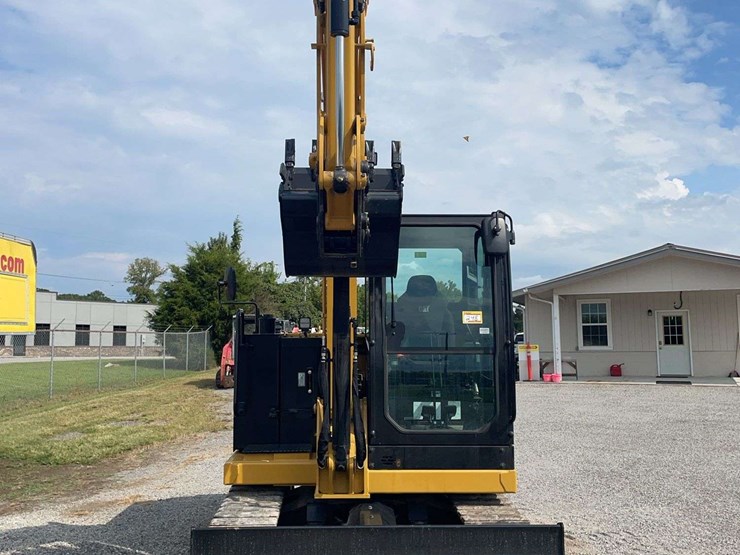 2025-caterpillar-305.5-image-8