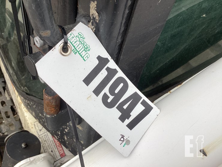 2019-bobcat-t595-image-21