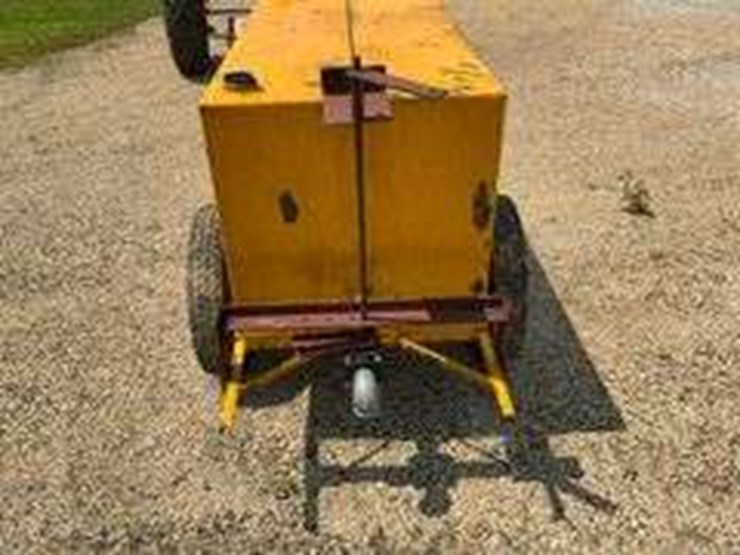 150-gal.-used-oil-tank-on-trailer-image-3