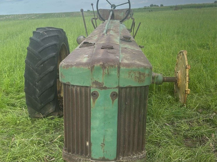 john-deere-70-image-8