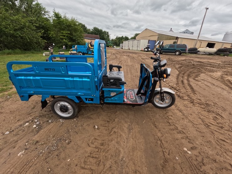 #4627-•-iret13-electric-tricycle-image-2