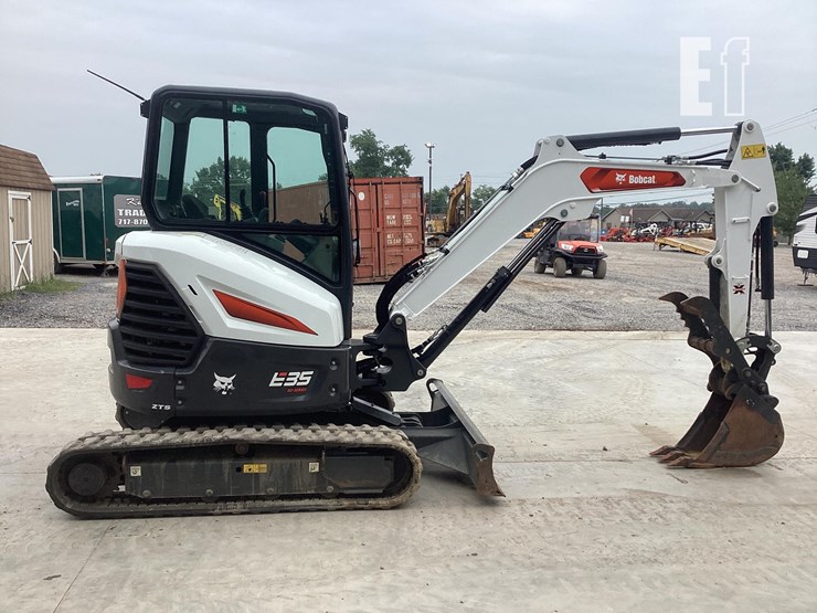 2023-bobcat-e35-image-5