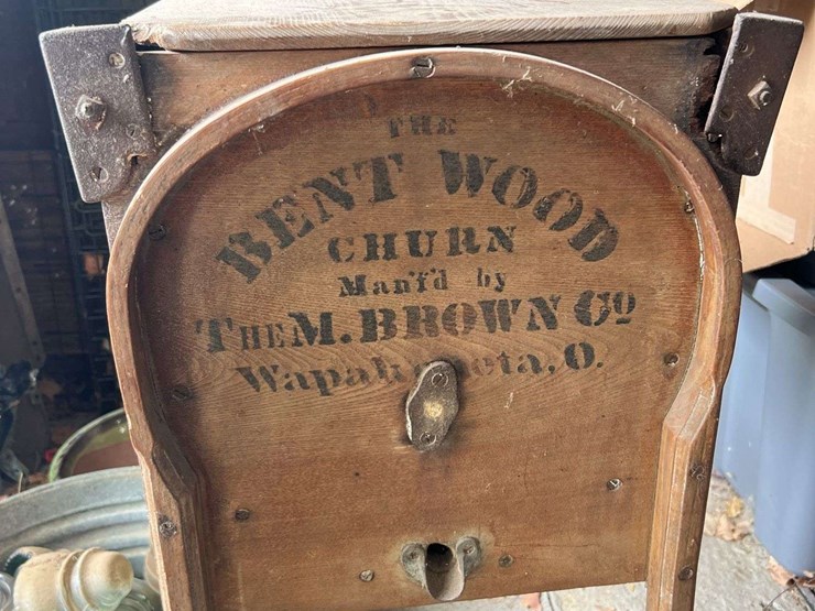 wooden-churn-image-1