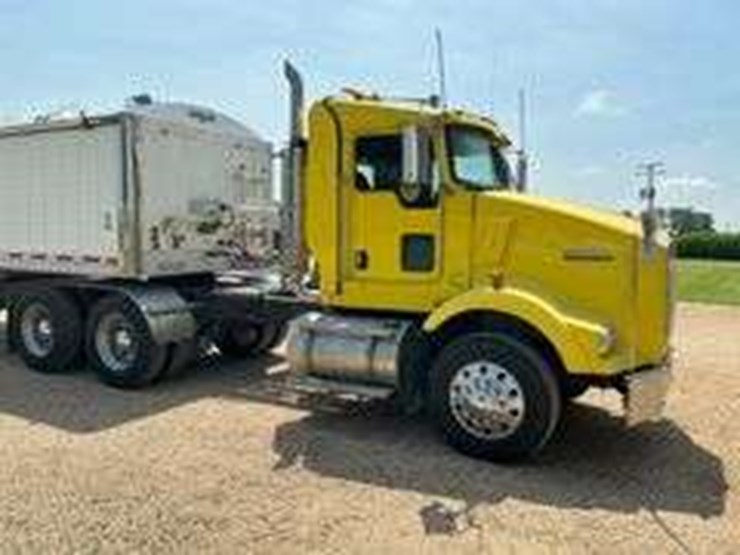 2006-kenworth-t800-image-3
