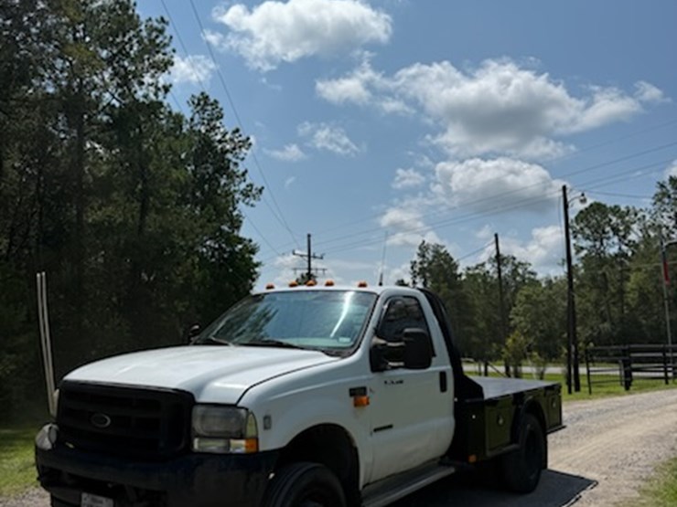 2002-ford-f550-image-2