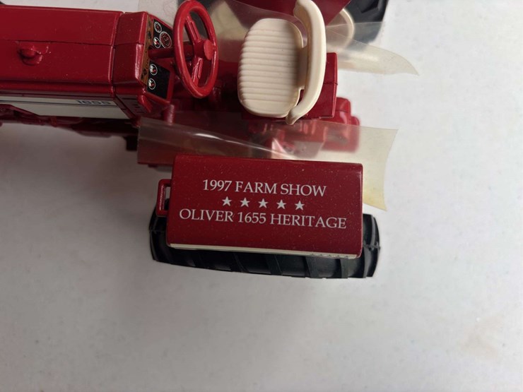 (2)-1/16-heritage-oliver-1655-+-1/64-agco-historical-set-nib-ertl-image-12