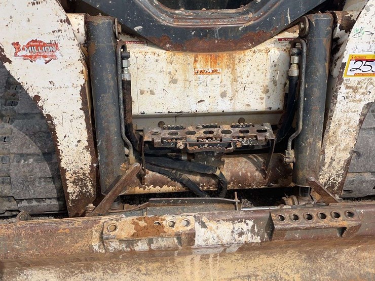 bobcat-t770-image-13