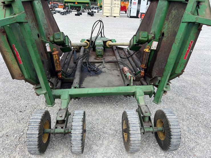 john-deere-1518-image-4