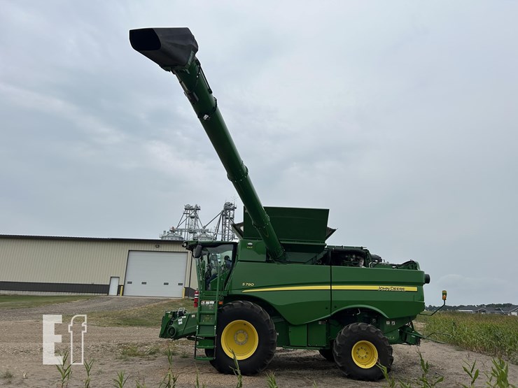 2024-john-deere-s790-image-108