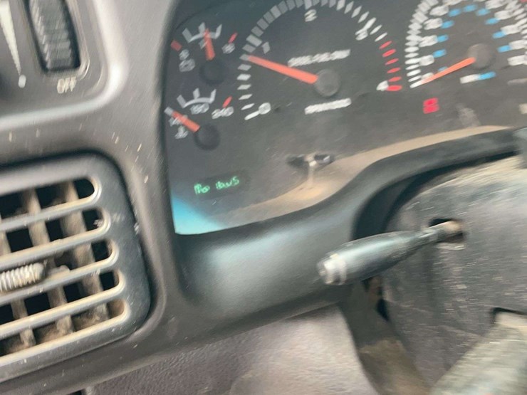 2001-dodge-2500-image-26