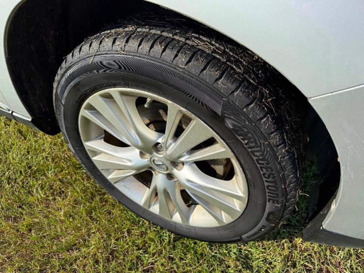 2010-lexus-rx450h-hybrid-suv-**salvage-title**-image-30