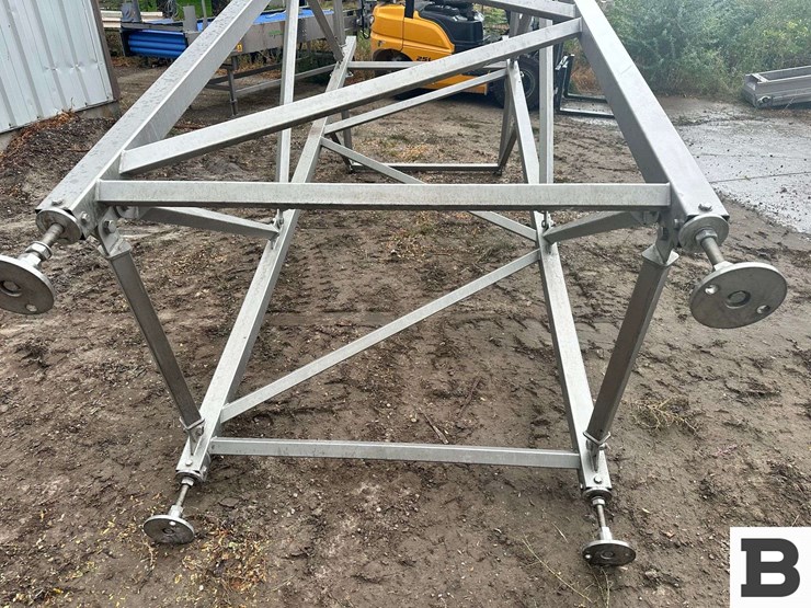 metal-stand---corinne,-ut-image-13