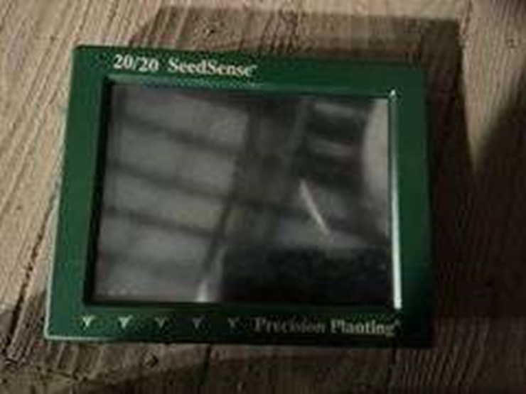 john-deere-1770-image-11