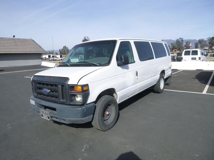 2008-ford-e350-image-2