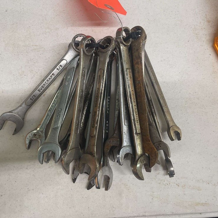 Lot of (20) Wrenches