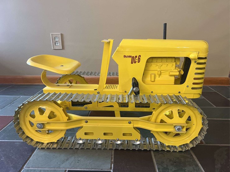 oliver-oc-6-pedal-crawler-magnuson-image-2