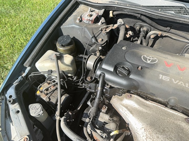 2003-toyota-camry,-unsure-if-runs,-did-not-crank-over,-298,161-miles,-impound-vehicle,-**title**-image-4