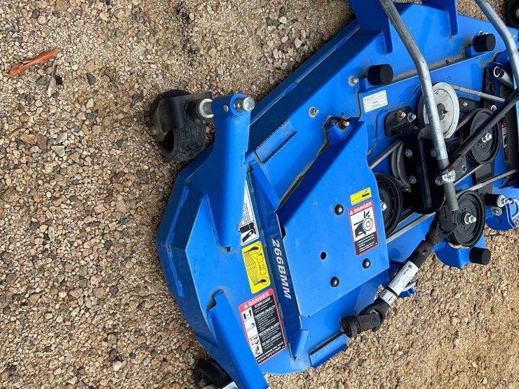 2022-new-holland-266bmm-66-inch-belly-mount-finishing-mower-with-side-discharge-image-3