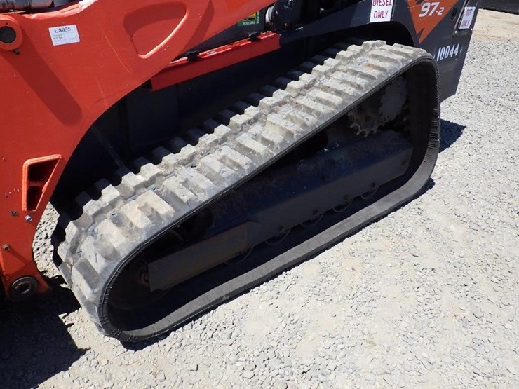 kubota-svl97-2-image-33