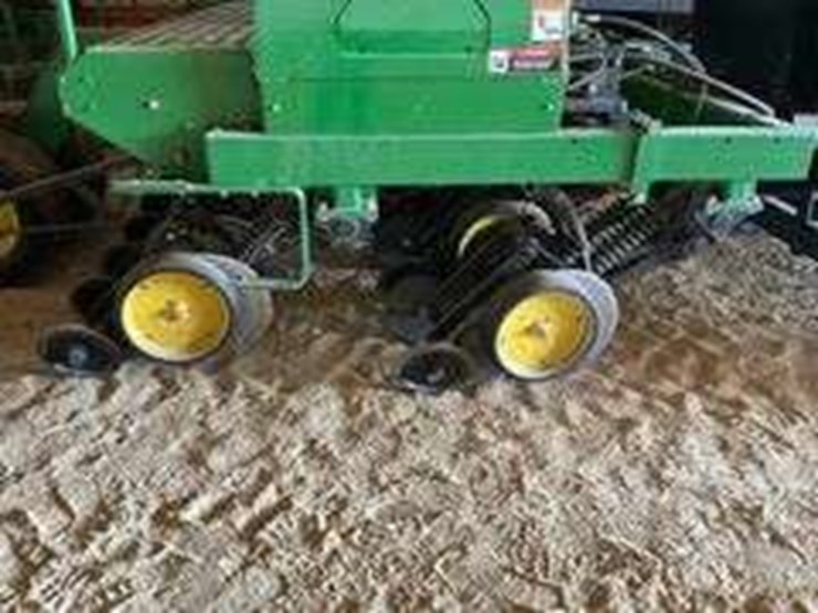 john-deere-750-image-7