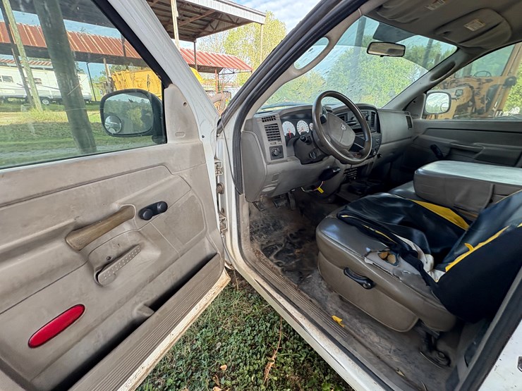 dodge-ram-2500-image-28