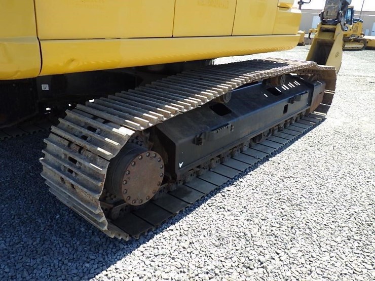 2016-deere-300g-lc-image-51