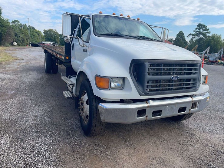1999-ford-f650-xl-image-6