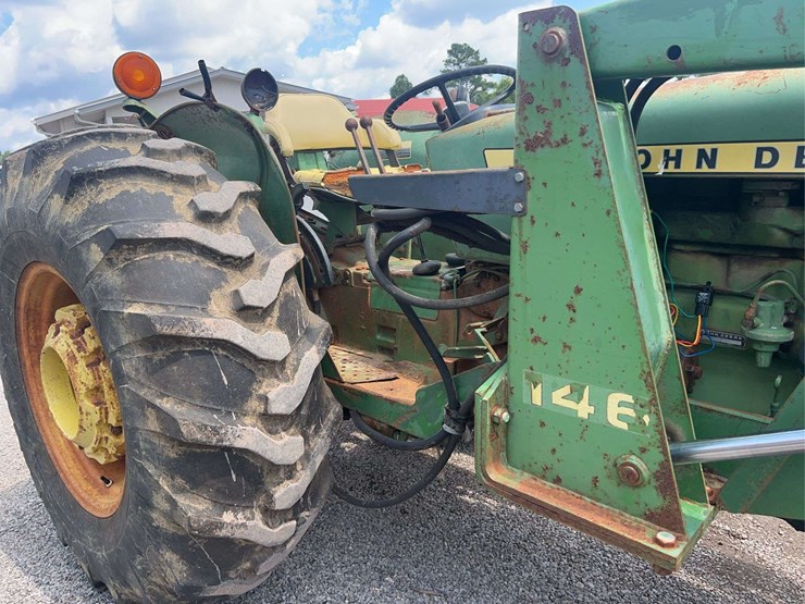 john-deere-2440-image-14