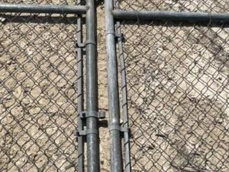 l3---chain-link-gate-image-3